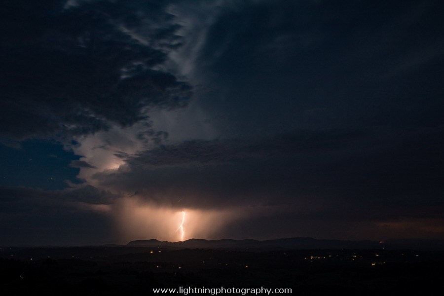 Lightning Image 20161202024