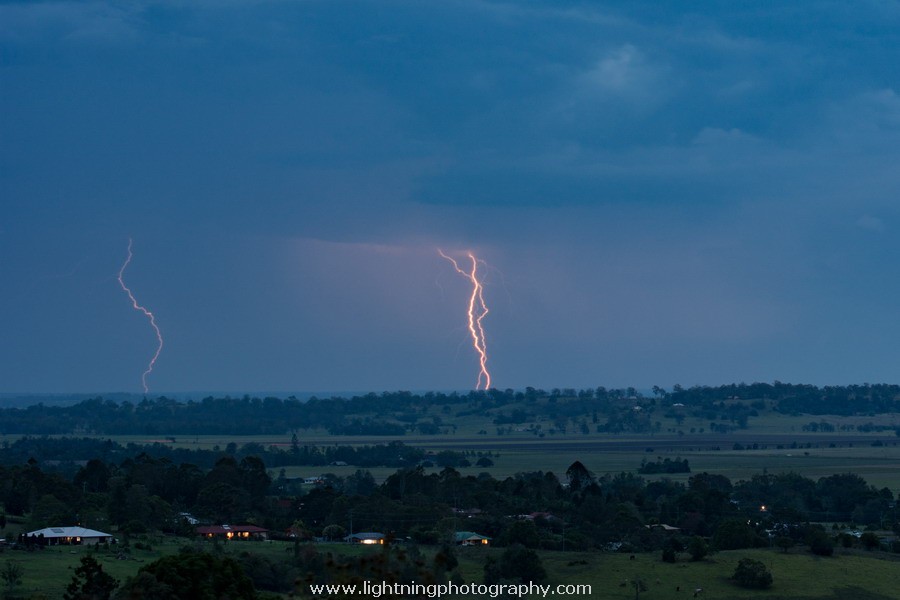 Lightning Image 20161208012