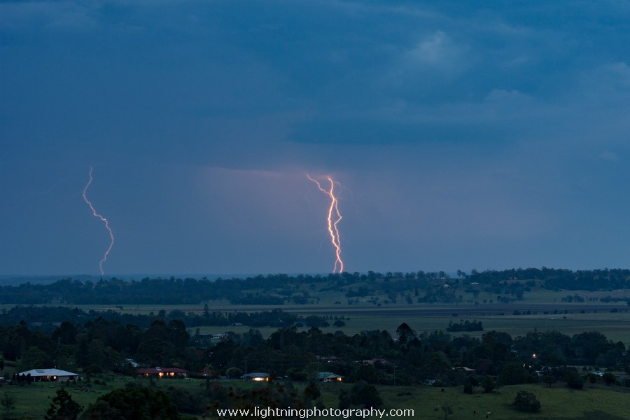 Lightning Image 20161208012