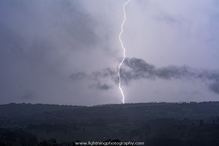 Lightning Image 2017011516
